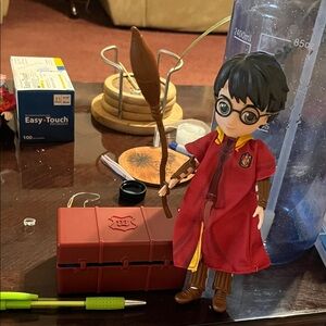 Harry Potter Red cape Wizard with accessories!